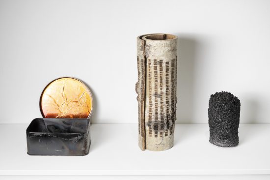 Manus | Scroll | Pillar